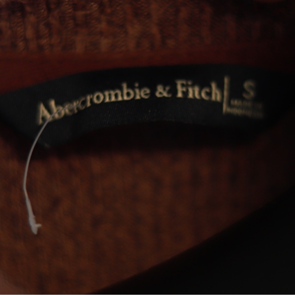 ❤️Abercrombie Essential half-button sweater - Picture 3 of 3